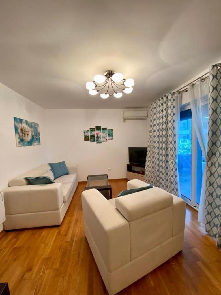 Apartment Liza Petrovac Exterior foto